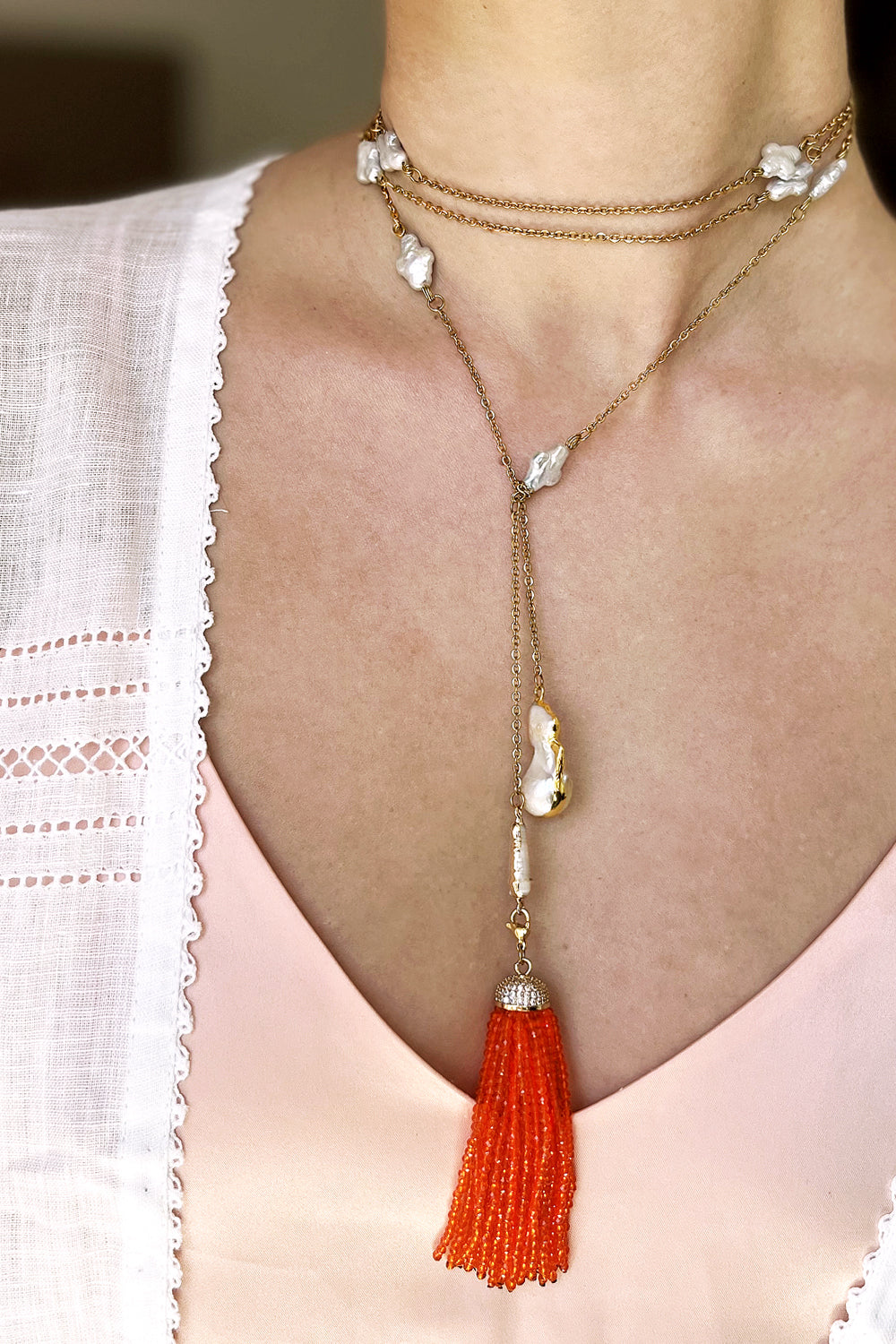Amova Berry Tassel Chain With Natural Pearls
